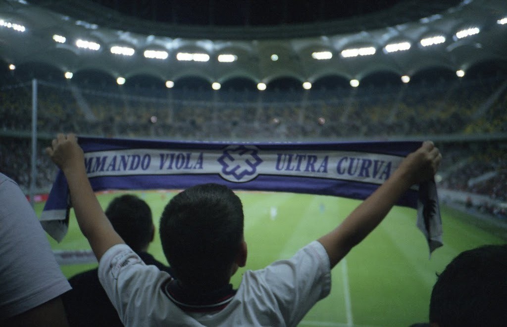Commando Viola Ultra Curva